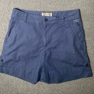 Helly Hansen Women’s Shorts Size Large Rolled Button Cuff Navy Blue